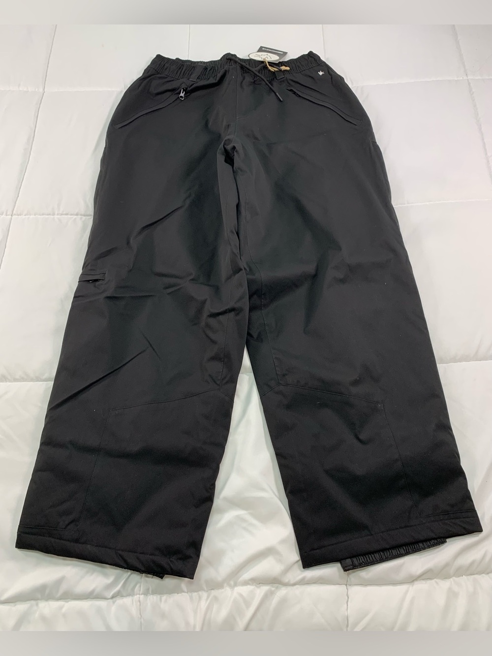 New Vulgus 365 design works snow pants size M